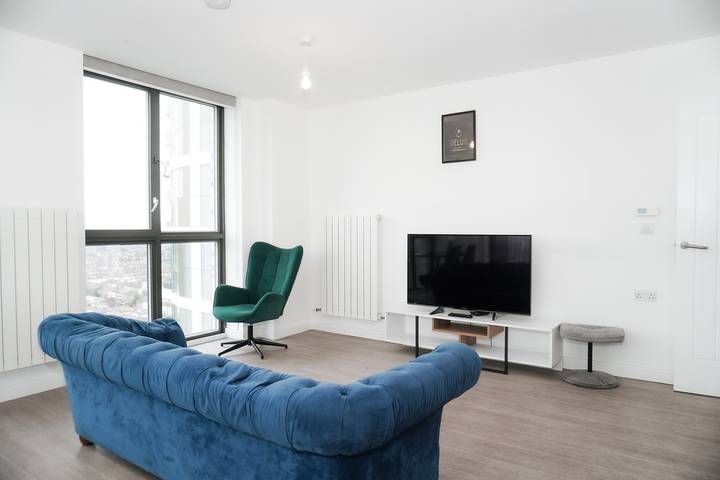 Vacation apartment for 4 people, with balcony in South East England