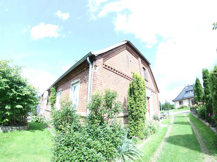 Ferienwohnung für 5 Personen, mit Terrasse und Garten in Biendorf - 2