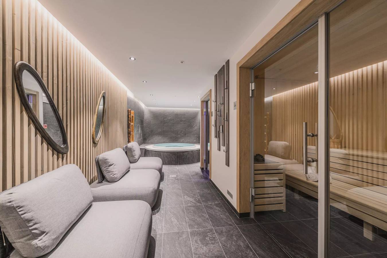 Ganze Wohnung, Ferienwohnung 4 Zimmer 8 Personen Standard in Nationalpark Vanoise