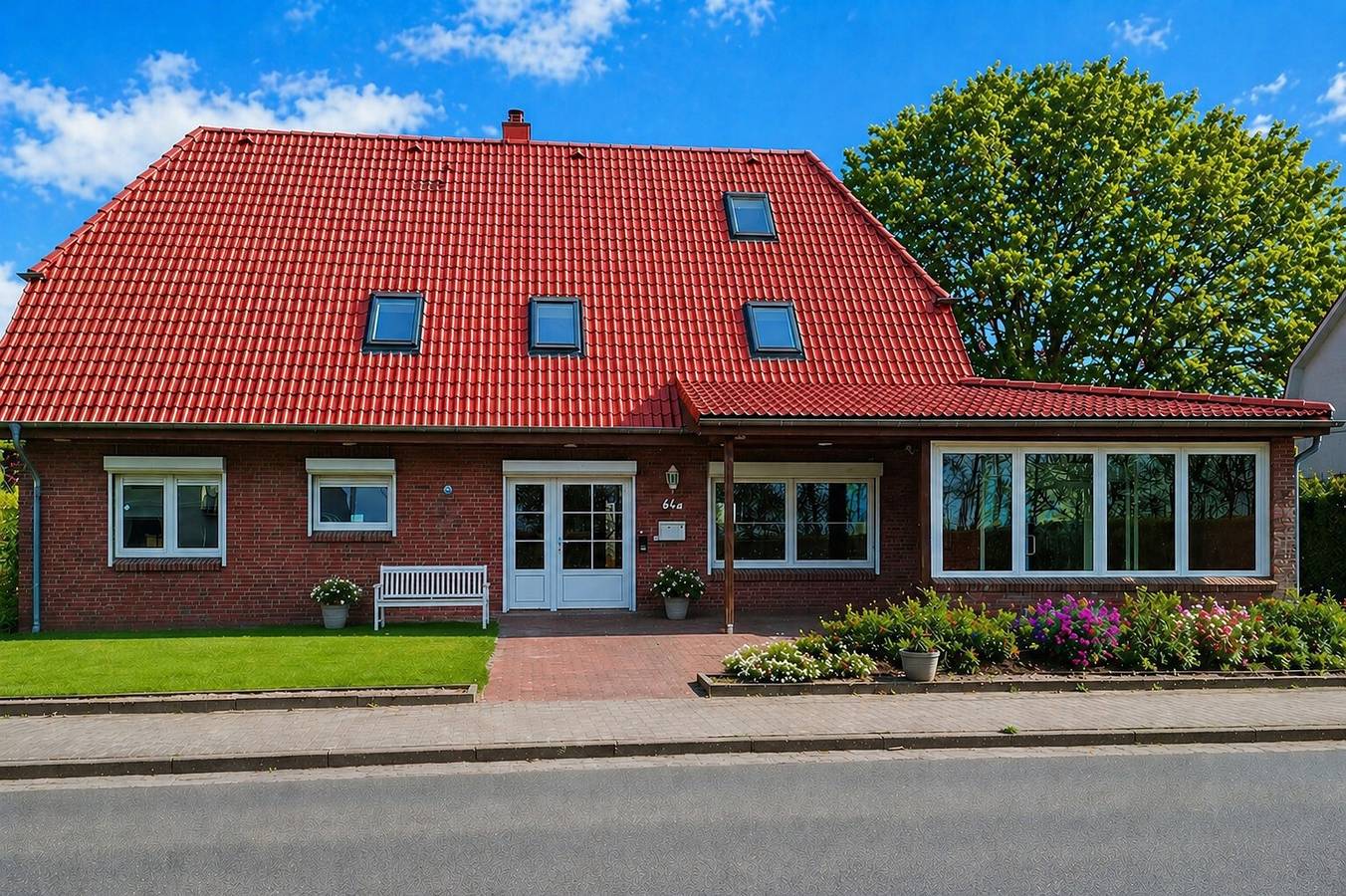 Ferienhaus 'Timeout' mit Terrasse, Garten, Strandkorb und W-Lan in Friedrichskoog, Dithmarschen