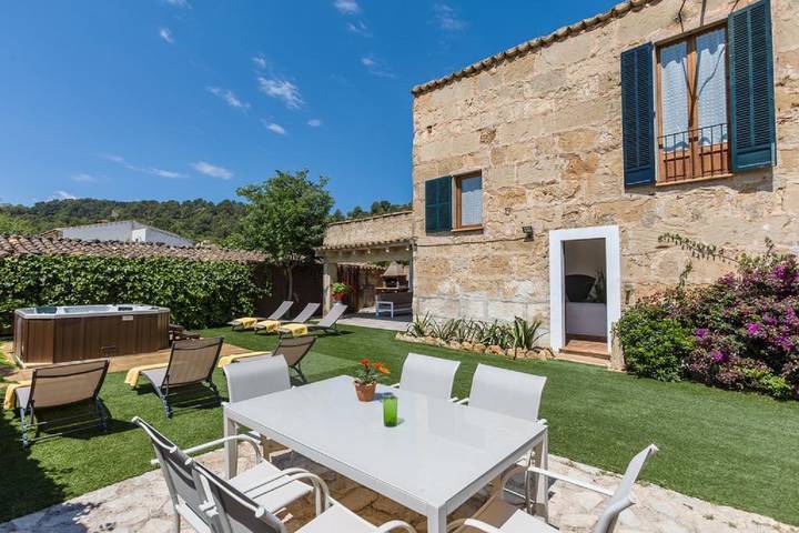 Villa für 6 Personen, mit Garten und Whirlpool sowie Terrasse in Serra de Tramuntana - 2