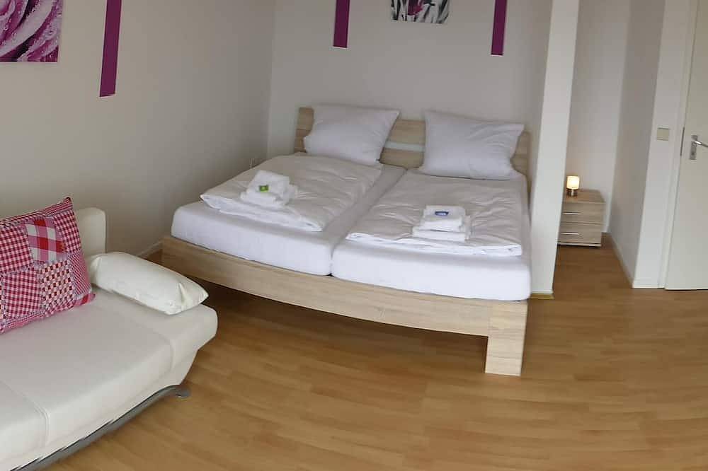 Ganze Wohnung, Appartement in Berlin, familienfreundlich, günstig, zentral, bis 13 Personen. in Tempelhof Berlin, Berlin