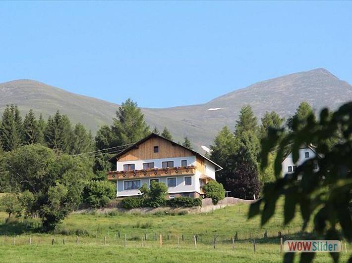 Ferienwohnung für 4 Personen, mit Sauna und Garten, kinderfreundlich in St. Peter am Kammersberg