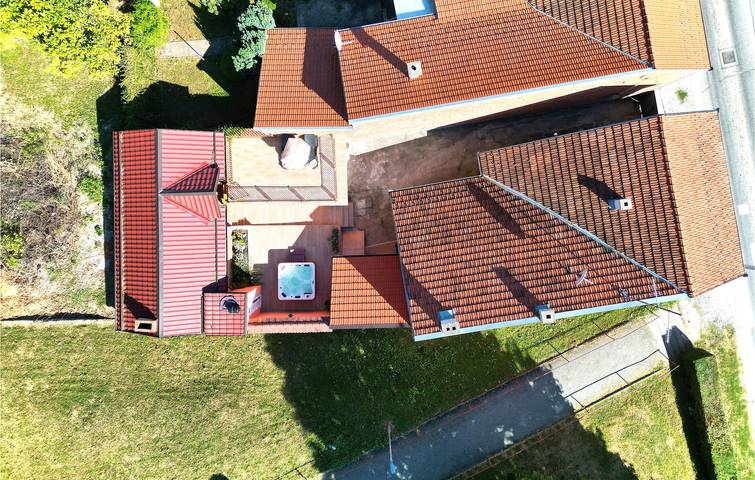 Gemütliche 2-Zimmer-Wohnung mit Terrasse in der Nähe des Stadtzentrums von Daruvar in Bjelovar-Bilogora