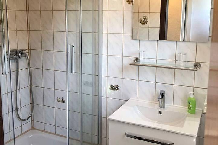 Ferienhaus für 3 Personen, mit Garten und Terrasse in Tanne - 4