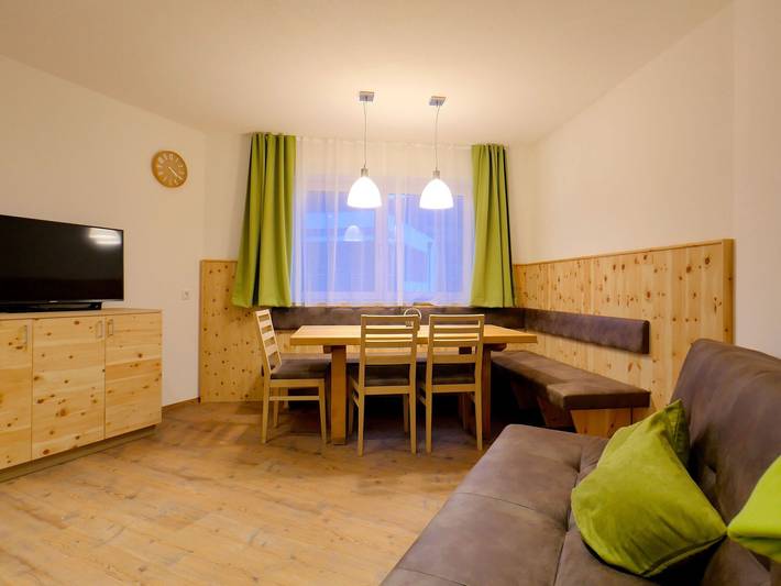 Gîte pour 6 personnes, avec terrasse, adapté aux familles à Fügen - 3