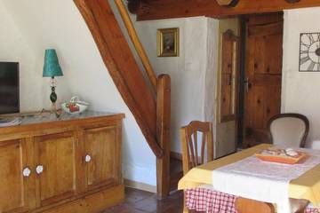 Maison de campagne pour 4 personnes, avec jardin à Guchen