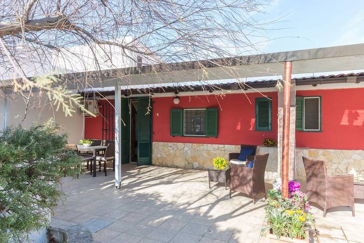 Holiday home for 6 people, with garden and ocean view, with pets - 1