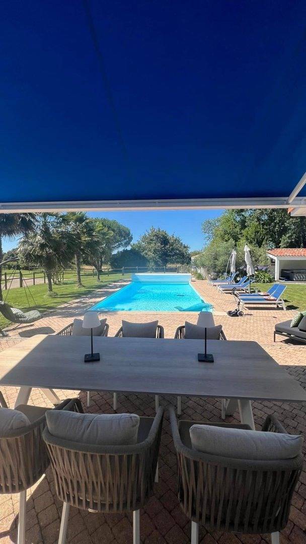 Gite haut de gamme Gaia, spa et piscine in Sallertaine, Vendée