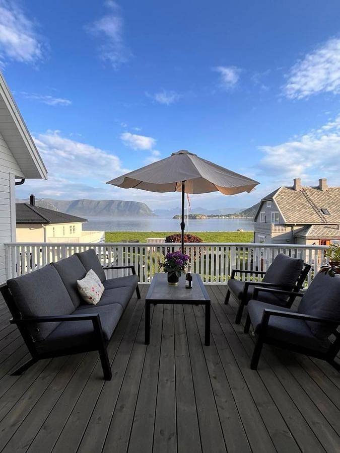 Ferienwohnung für 6 Personen, mit Ausblick und Terrasse, mit Haustier