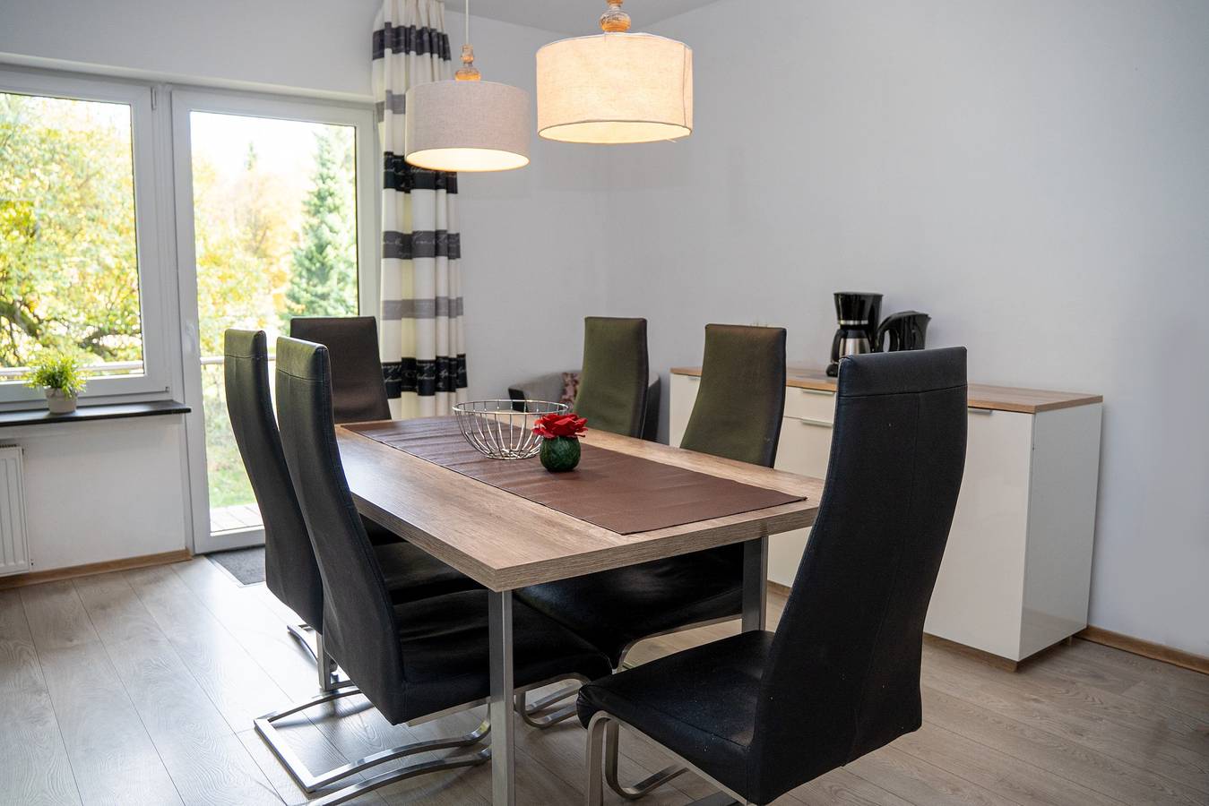Hel lejlighed, 'Villa Nordhang - Apartment 7' with Mountain View, Balcony & Wi-Fi in Winterberg, Hochsauerlandkreis