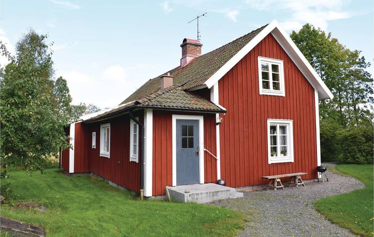 Hus för 6 Personer med trädgård in Kronobergs