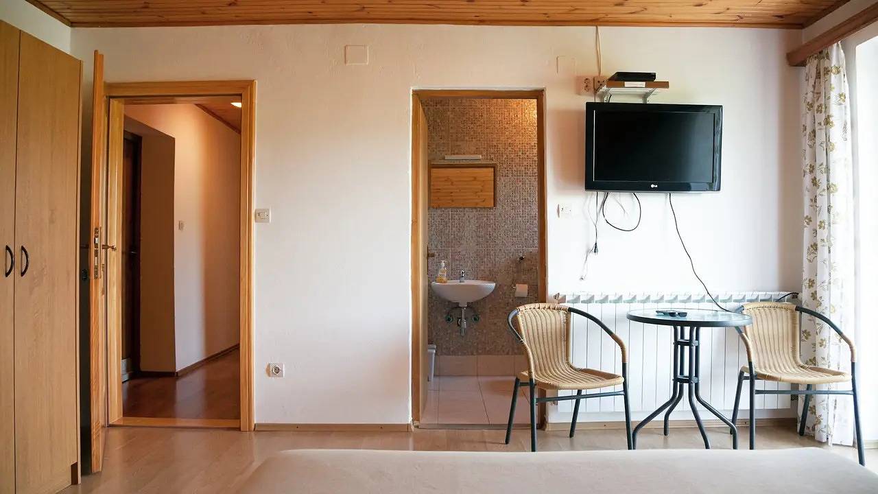 Ganze Ferienwohnung, Ferienwohnung für 3 Personen (15 m²) in Plitvička Jezera in Smoljanac, Lika-Senj