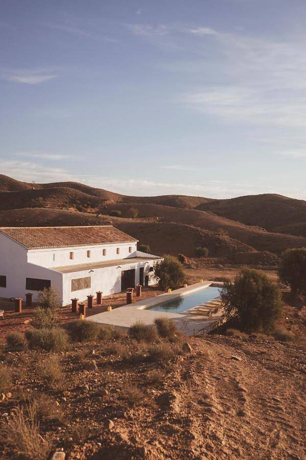 Casa rural para 35 personas, con jardín además de piscina y vistas en Albox