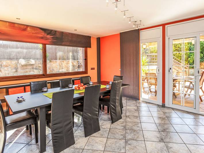 Ferienhaus für 8 Personen, mit Balkon und Pool in Blanes - 4