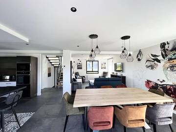 Gîte pour 8 personnes, avec terrasse dans Mousterlin