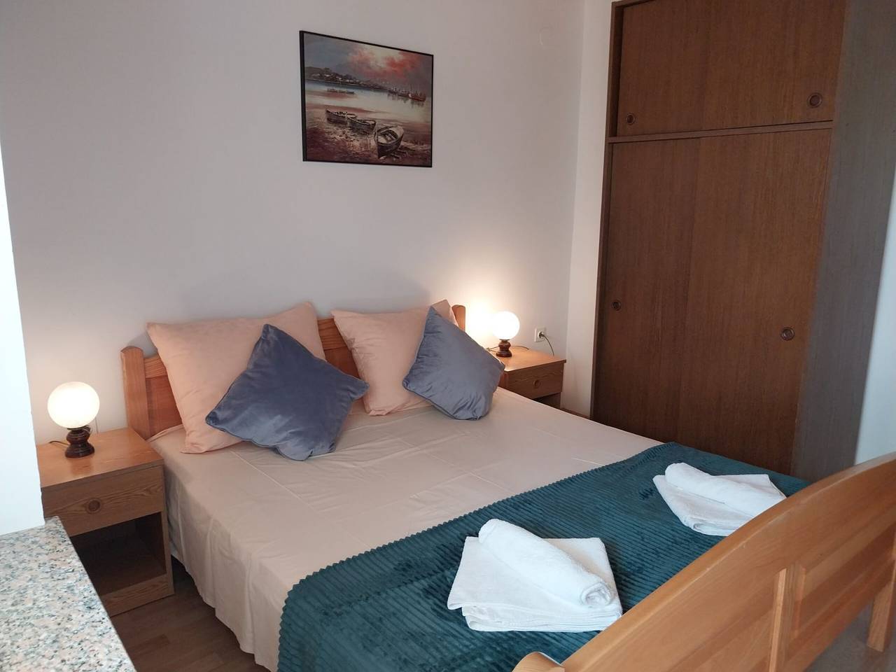 Ganze Wohnung, Two-Bedroom Apartment in Metajna, Pag