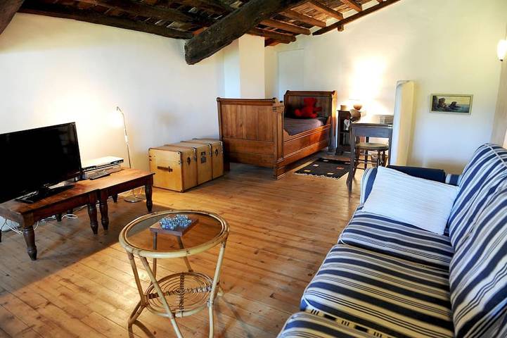 Location de vacances pour 6 personnes, avec terrasse, animaux acceptés à Castelnou - 2