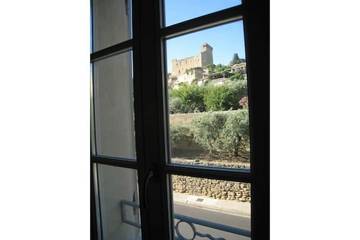 Gîte pour 6 personnes, avec piscine ainsi que jacuzzi et terrasse à Châteauneuf-du-Pape