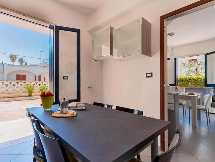 Casa vacanza per 8 persone, con giardino a Rivabella