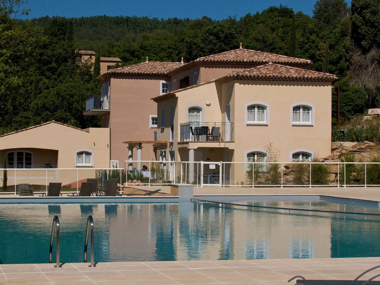 Ganze Wohnung, Villa in Callian mit privatem Pool in Callian, Draguignan Region