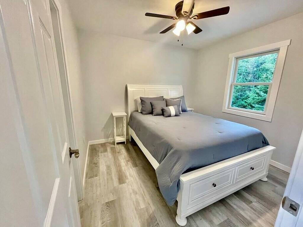 Waterfront Cottage on Private Island near Acadia in Washington County (Maine)