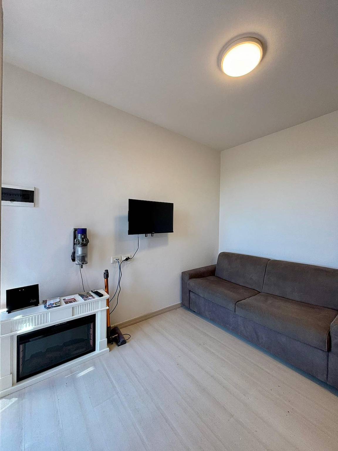 Appartamento intero, Il Poggio Blu apartment in Cavaion Veronese, Prealpi Gardesane