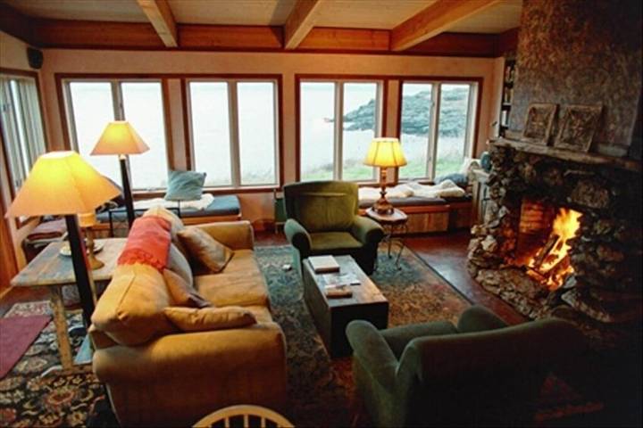 Vacation rental for 4 people, with yard and terrace in San Juan Islands