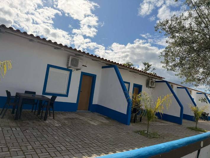 Gîte pour 3 personnes, avec vue et bassin pour enfant ainsi que piscine et jardin, animaux acceptés dans Ourique - 4