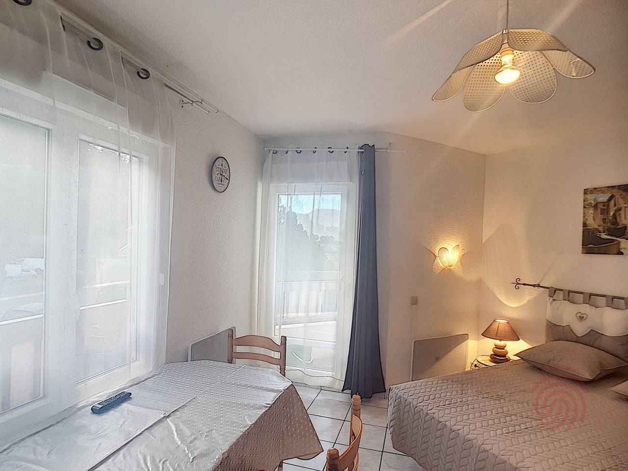 Studio entier, Studio rénové Lamalou, proche Thermes, balcon, animaux admis, parking gratuit, Wifi inclus in Lamalou-les-Bains, Région de Béziers
