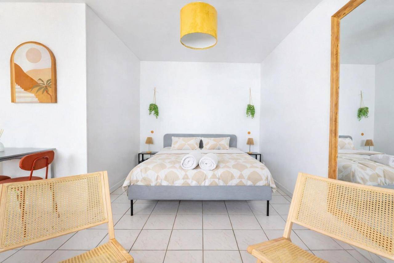 Appartement entier, One-Bedroom Apartment in Lagny-sur-Marne, Seine-et-Marne