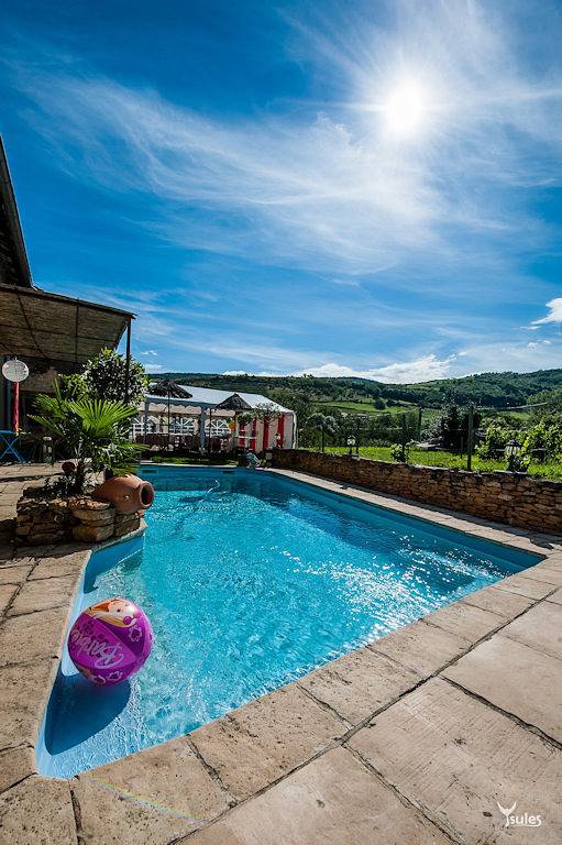 Location maison Noël jour de l’an anniversaire, Evg, mariage spa in Létra, Beaujolais