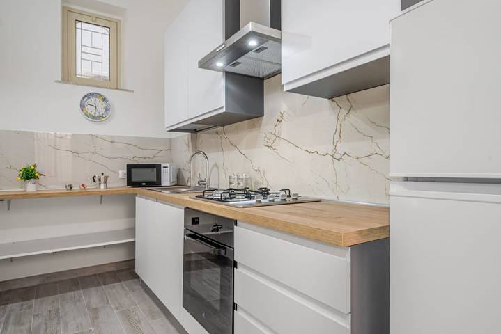 Appartamento intero, Central bright flat with terrace in Giardini Naxos in Giardini-Naxos, Provincia di Messina