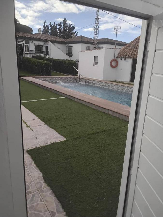 Alojamiento el Chaparro Barbate junto a la venta el loro in Barbate, Costa de la Luz