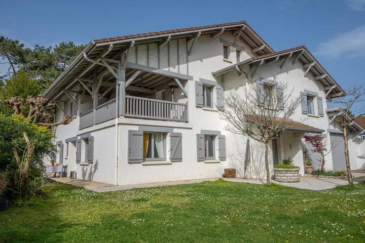 Apartamento de vacaciones para 6 personas, con jardín - 1