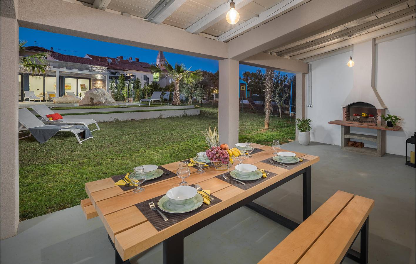 Ferienhaus für 8 Personen mit Terrasse in Kastelir, Općina Kaštelir - Labinci