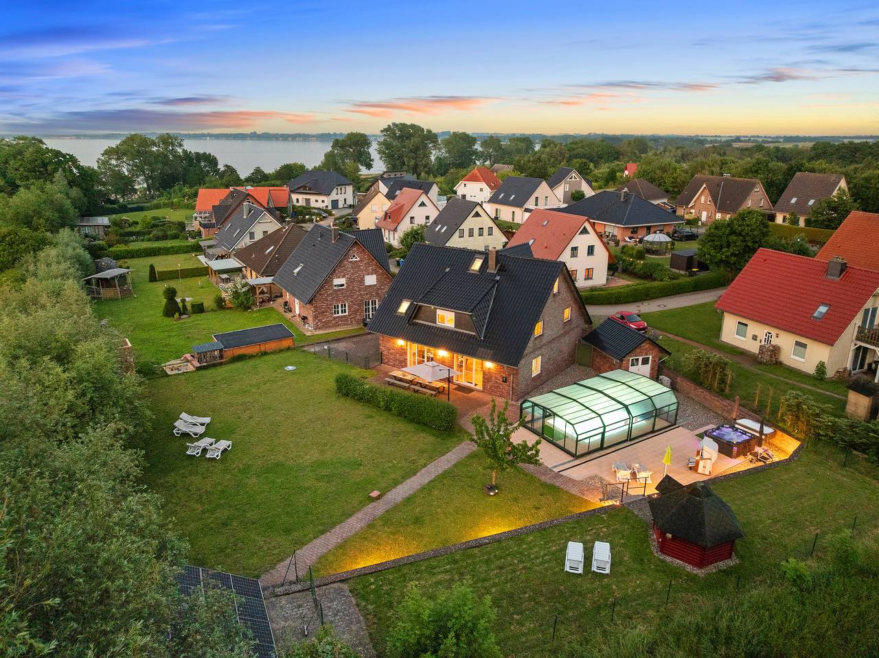 Villa Jenny mit Pool in Wohlenberg, Klütz