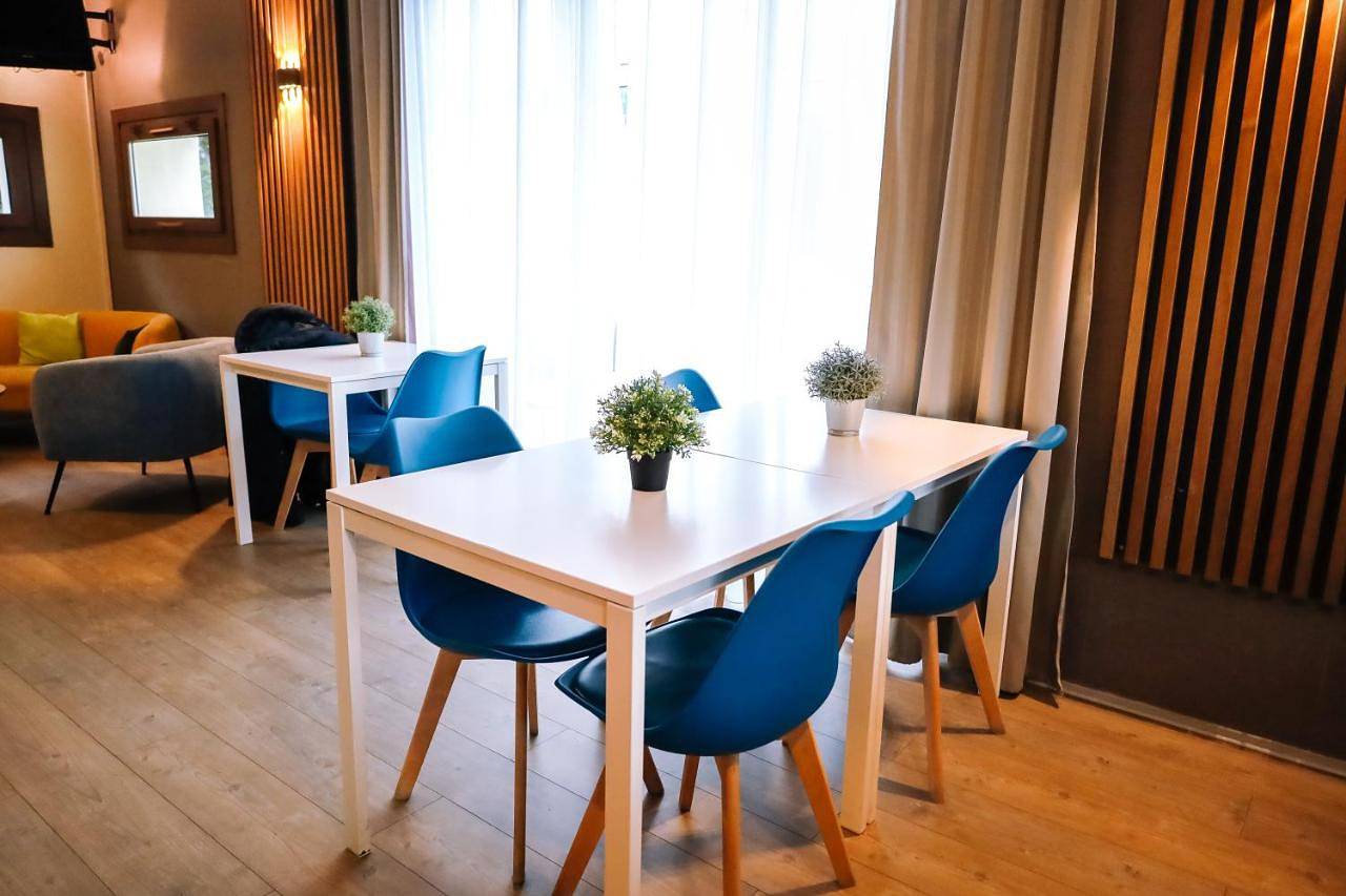Double Room in Chilly-Mazarin, Essonne