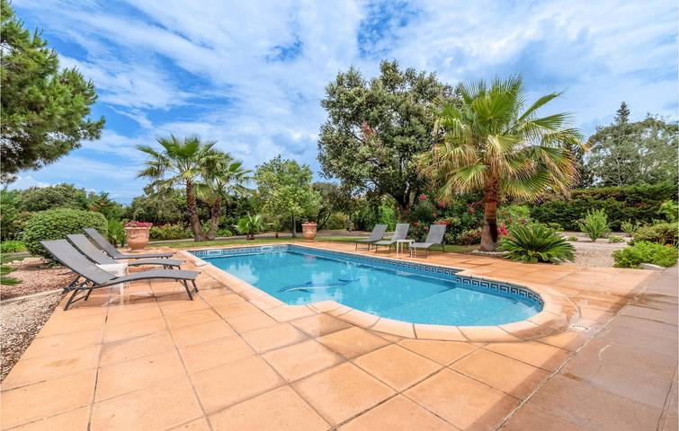 Apartamento con piscina y servicios a 2 km del aeropuerto in Vias, Costa mediterránea (Francia)