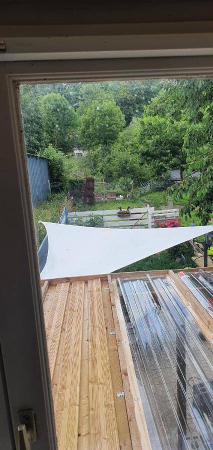 Gîte pour 2 personnes, avec terrasse ainsi que vue et jardin, animaux acceptés à Guémené-sur-Scorff - 4