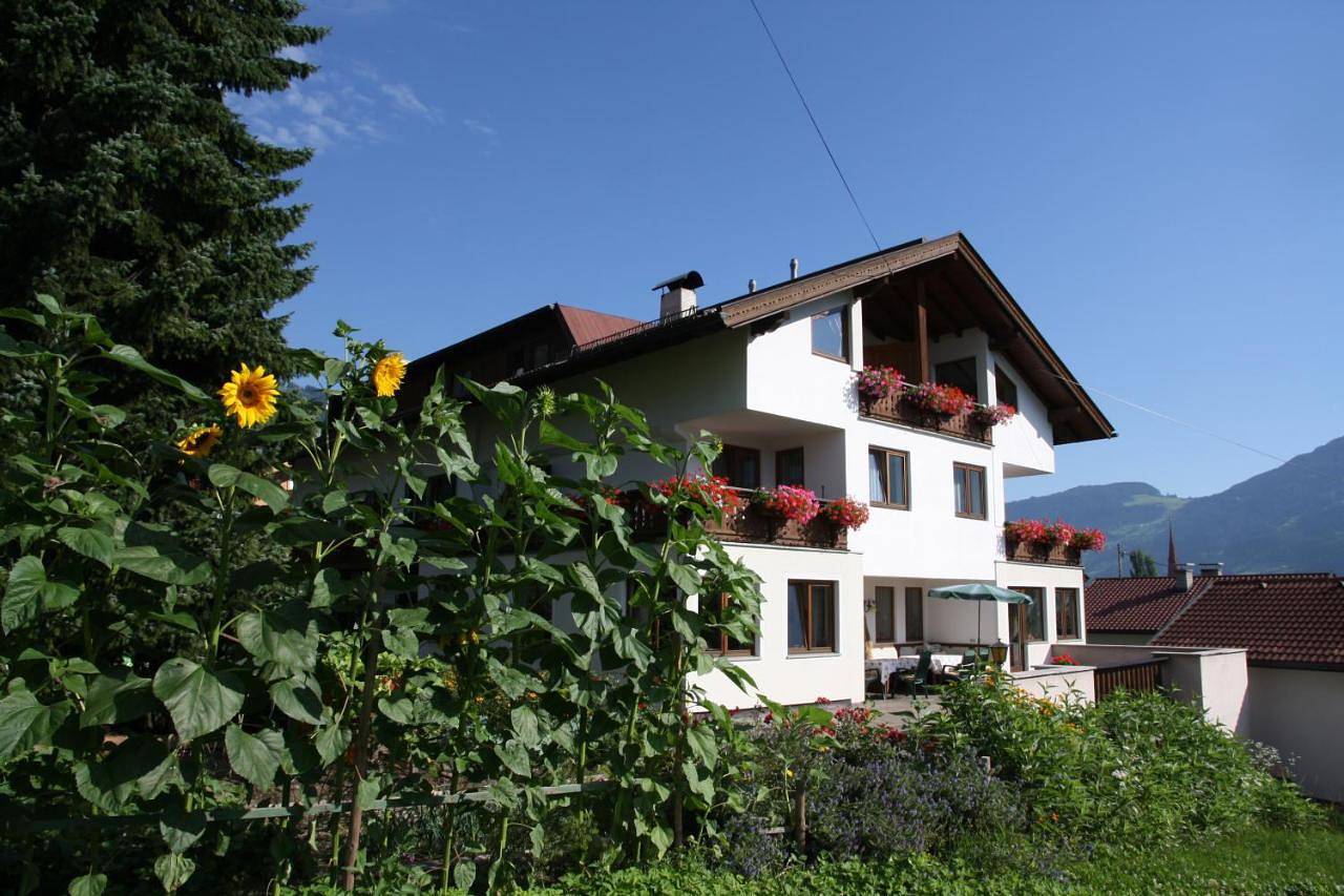 Two-Bedroom Apartment in Tuxer Alpen, Fügen