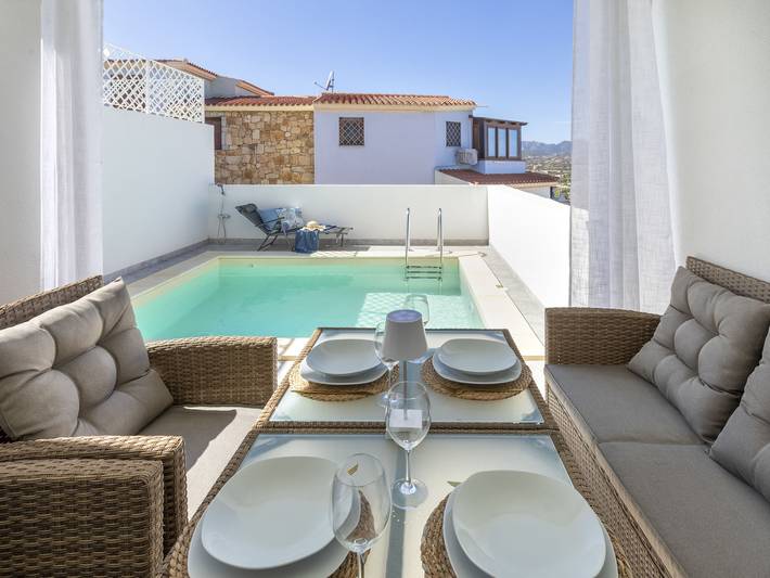 Location de vacances pour 4 personnes, avec piscine et terrasse à Budoni - 2