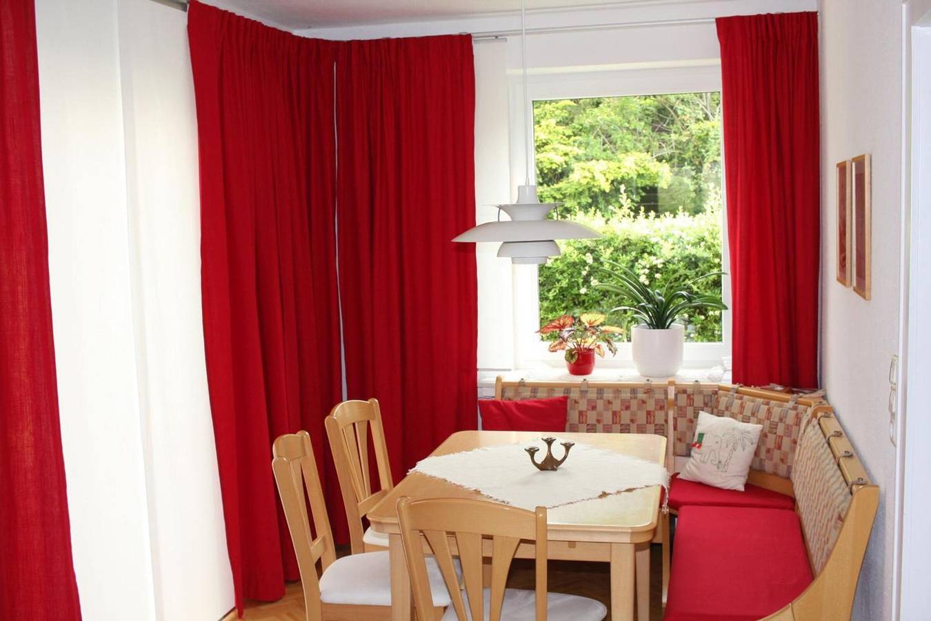 Ganze Wohnung, Apartment 'Das Blaue Haus' mit privater Terrasse und Wlan in Kirchditmold, Kassel