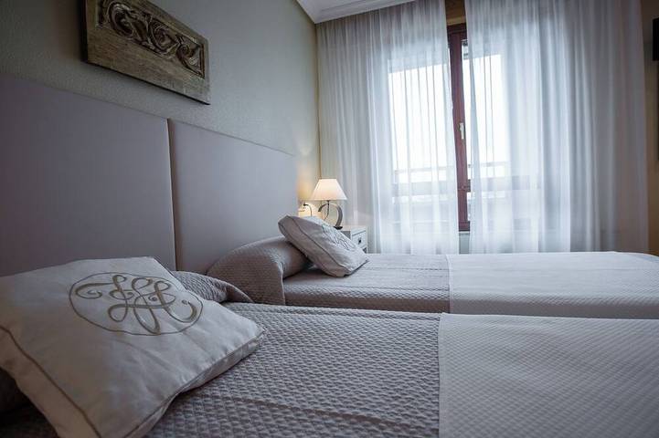 Appartement entier, Fabuloso Ático Para dos en Pamplona in Pampelune, Province de Navarra