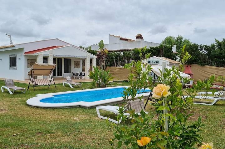 Ferienhaus für 4 Personen, mit Garten und Terrasse