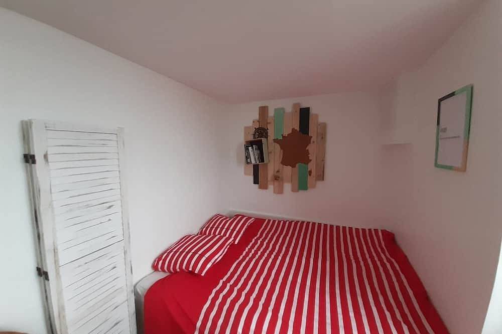 Entire apartment, Le Luc and Sea * T2 * facing the sea * breathtaking view in Luc-sur-Mer, Caen region