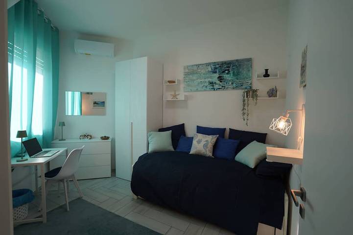 Galactic Sea: delightful cottage surrounded by greenery just minutes from the beach in Comacchio, Province de Ferrare