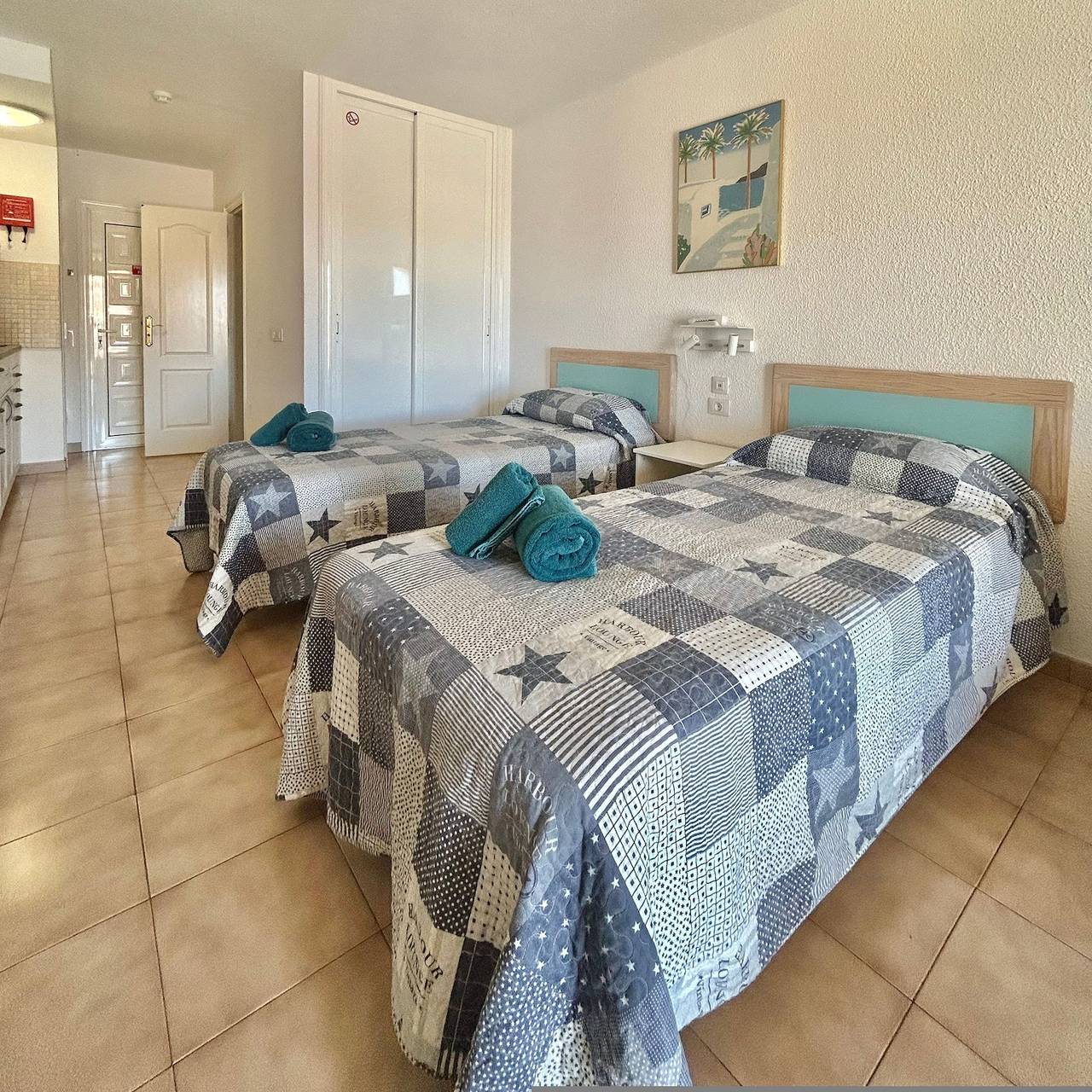 Hel lejlighed, Ferielejlighed for 2 personer med balkon in Los Cristianos, Arona