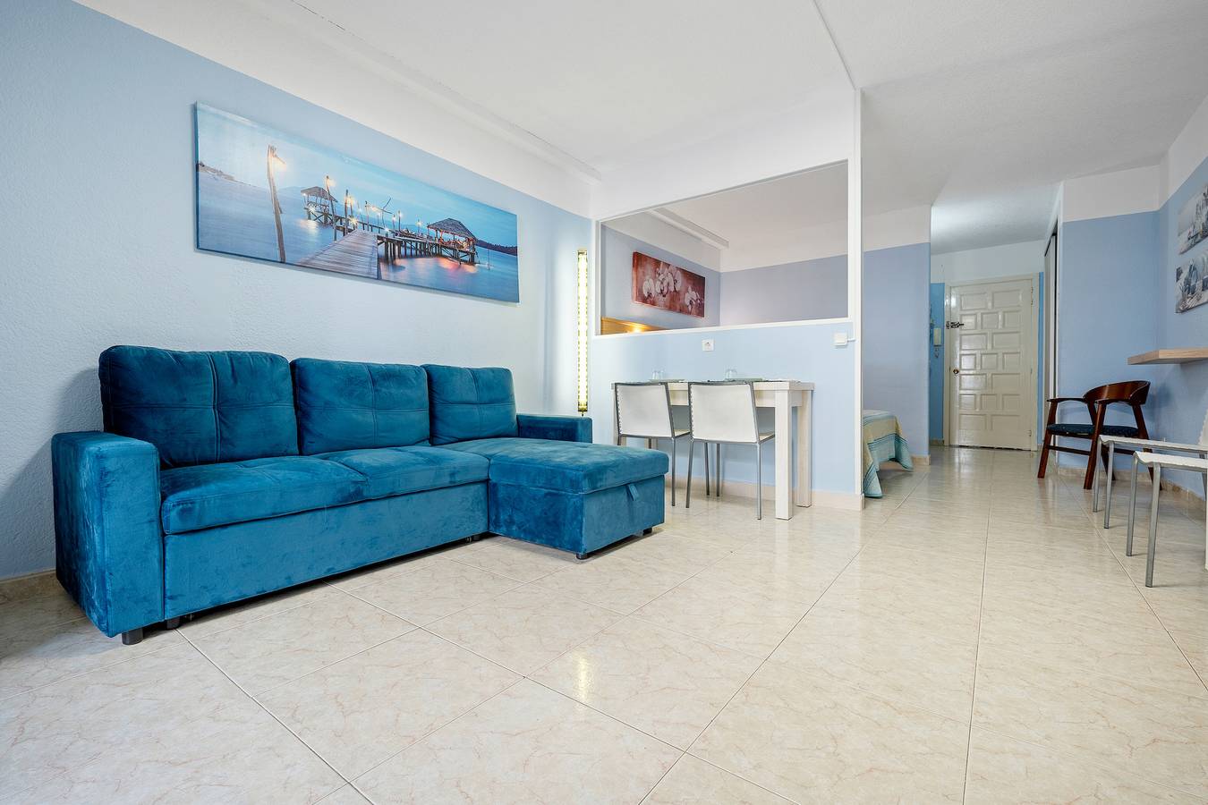 Apartamento entero, Apartamento Tss Alboran Sunset, 2 Adultos Y 2 Niños' con piscina privada, Wi-Fi y aire acondicionado in Salou, Costa Dorada