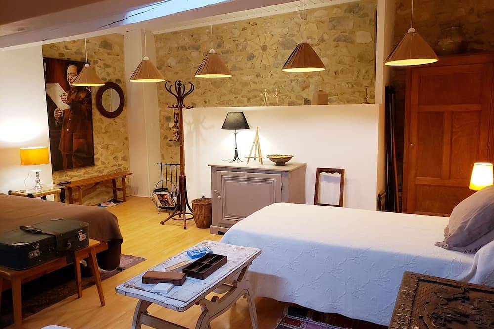 Appartement entier, Triplex au village in Marsanne, Région de nyons